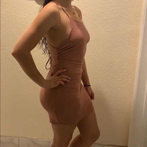 $Pink , mini backless dress - Picture 2 of 3